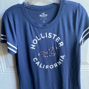 Hollister Tee